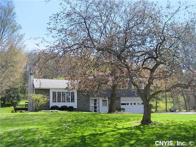 2816 East Lake Road Skaneateles, NY 13152 - Photo 1 of 1 Exterior Front