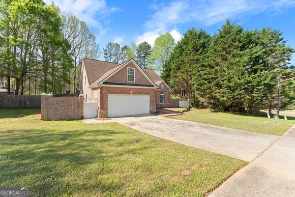 $365,000 | 543 Windsong Lake Drive, Commerce, GA 30529