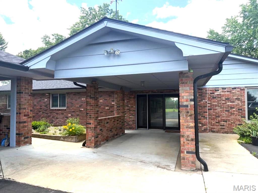 26541 Lake Shore Road Lebanon, MO 65536 - Photo 7 of 56