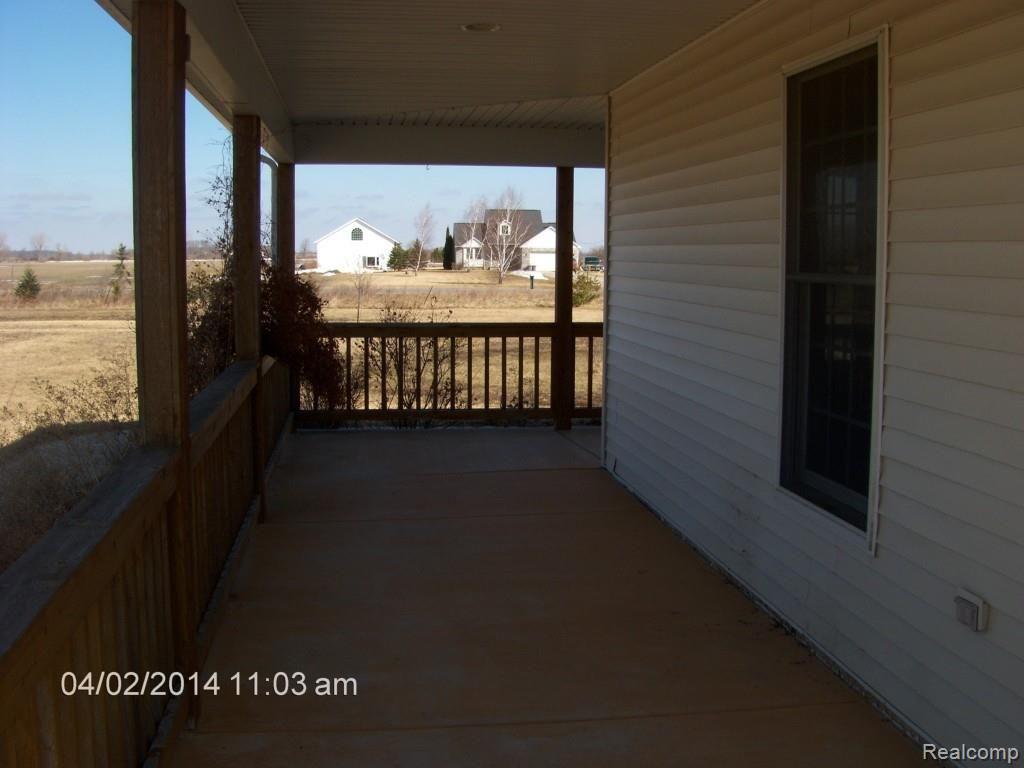 9131 Yale Road Avoca, MI 48006 - Photo 4 of 22 HPIM0055.jpg