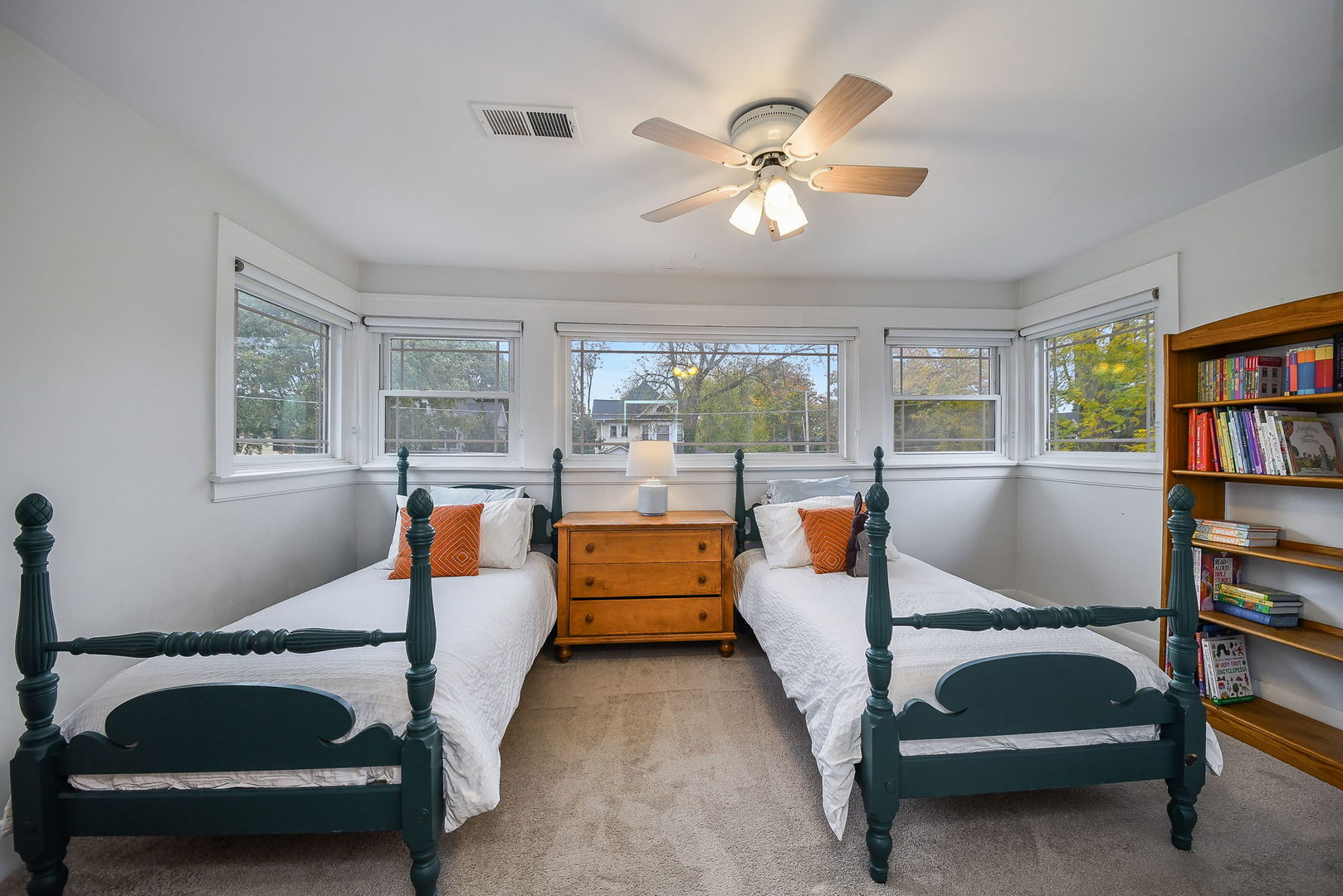 522 South West Street Wheaton, IL 60187 - Photo 17 of 25