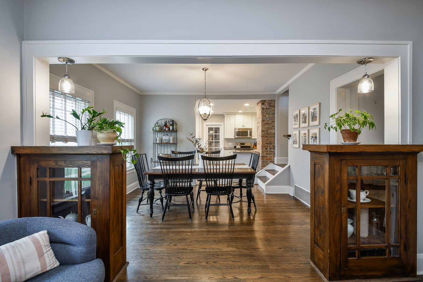 522 South West Street Wheaton, IL 60187 - Photo 7 of 25