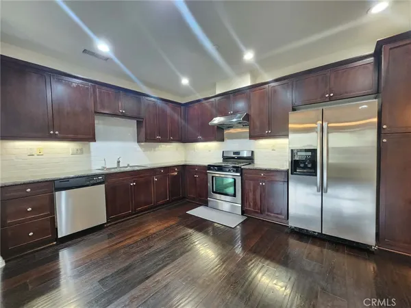 $3,900 | 732 East Valencia Street, Anaheim, CA 92805
