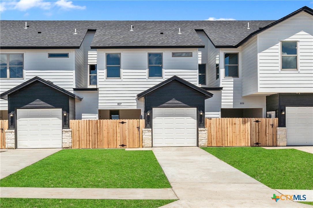 721 Meiomi Drive Temple, TX 76502 - Photo 2 of 19 a front view of house with yard