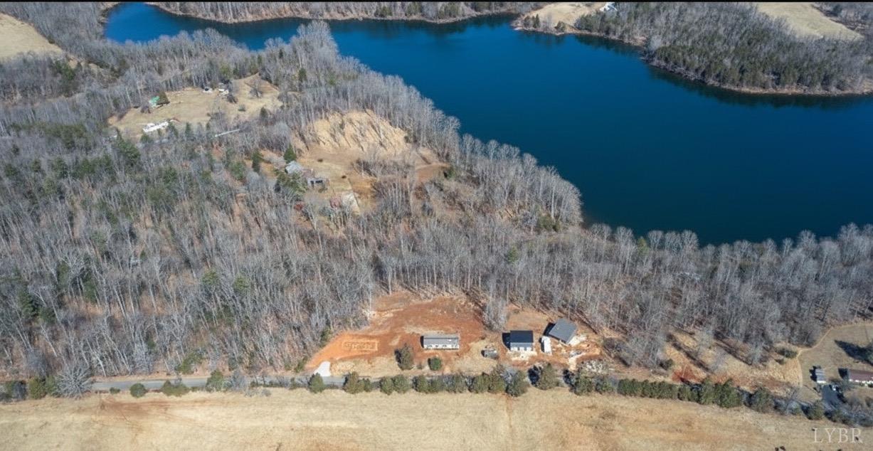 2066 Turkey Mountain Road Amherst, VA 24521 - Photo 10 of 19 a picture of a lake