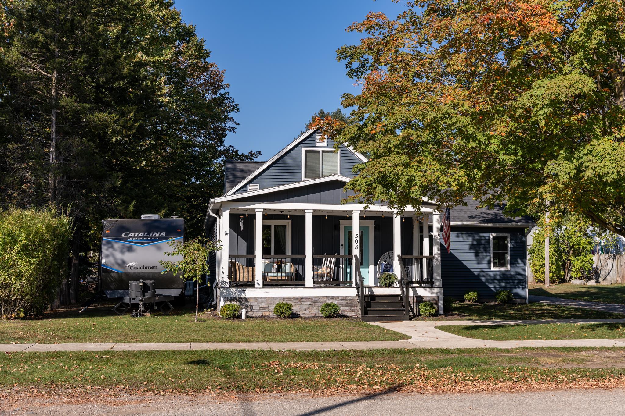 308 South 3rd Street Shepherd, MI 48883 - Photo 8 of 74
