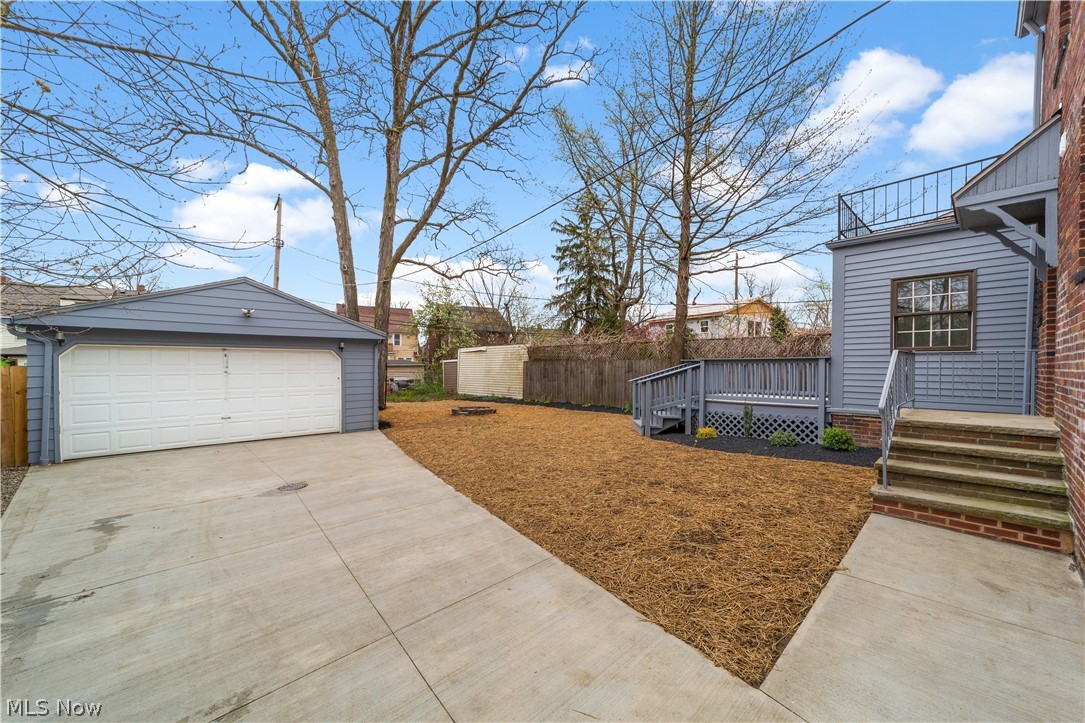 3557 Tullamore Road Cleveland, OH 44118 - Photo 2 of 3