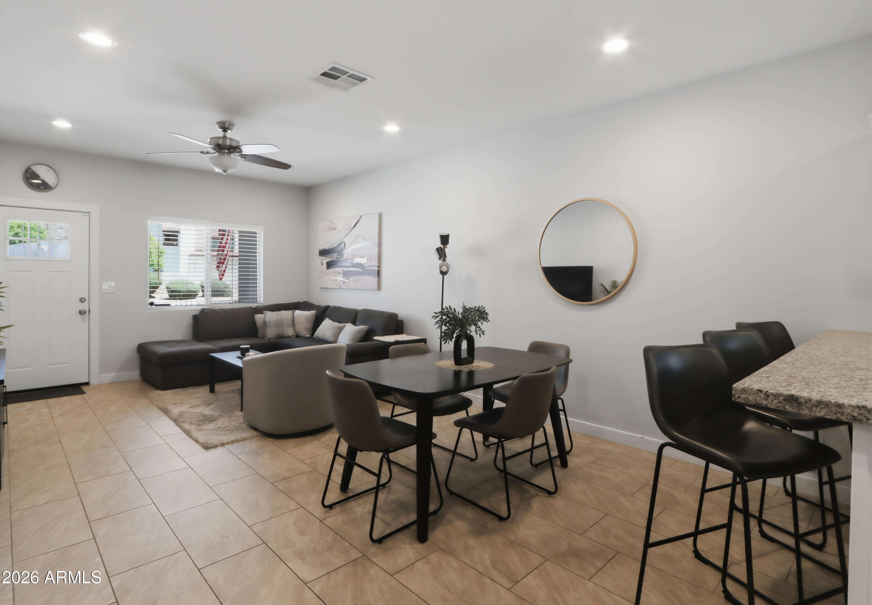 317 East Mountain View Road Phoenix, AZ 85020 - Photo 11 of 38