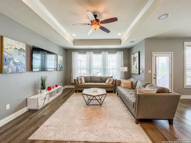 $3,800 | 7427 Valle Mission, Boerne, TX 78015