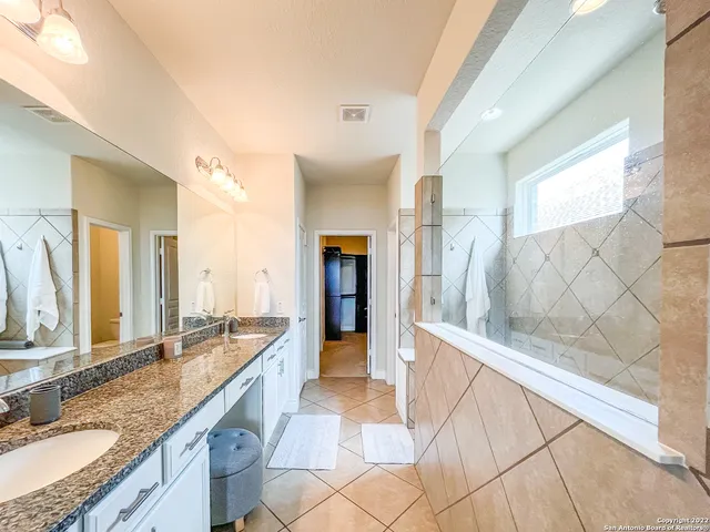 $3,800 | 7427 Valle Mission, Boerne, TX 78015