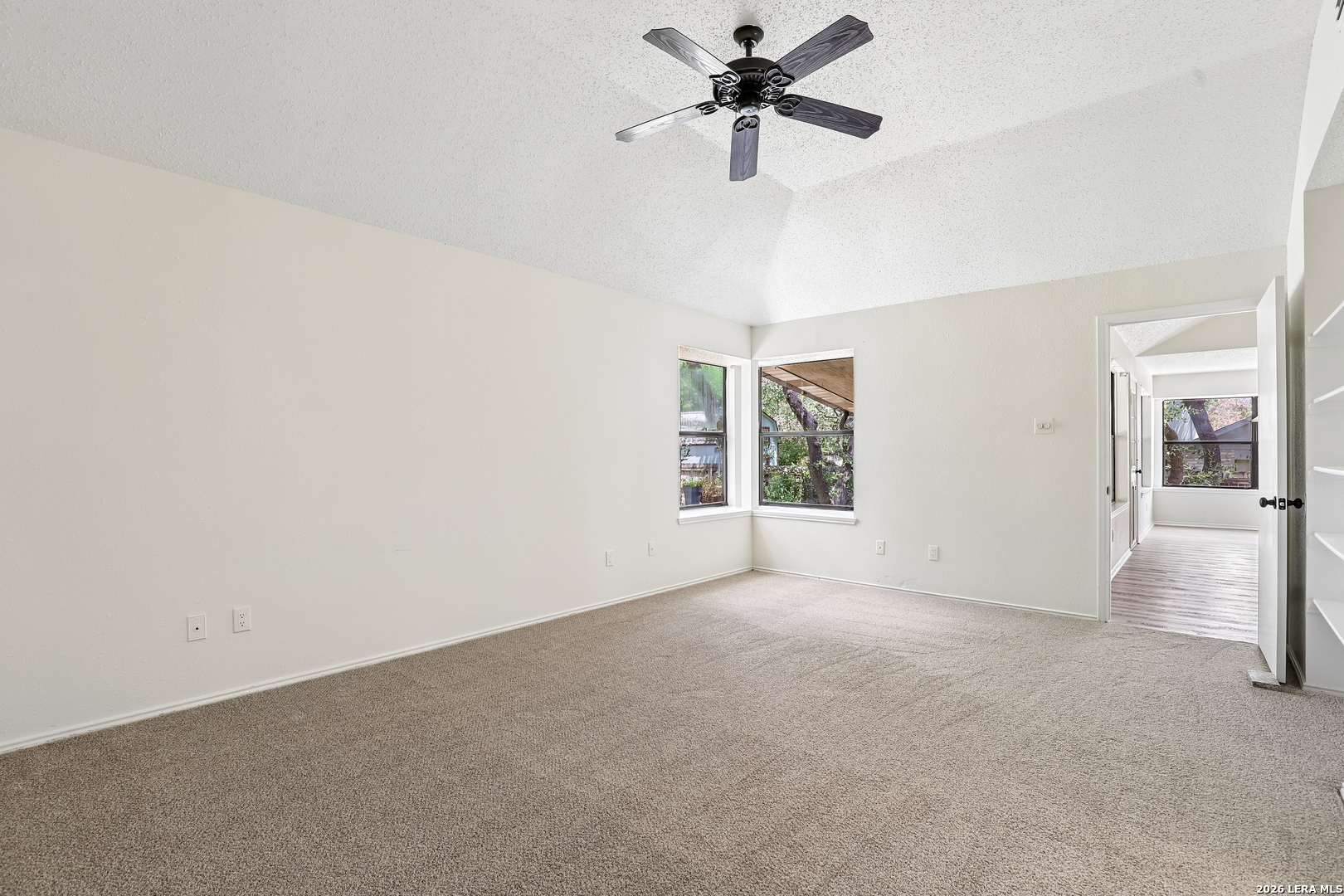 11202 Forest Shower Live Oak, TX 78233 - Photo 20 of 34