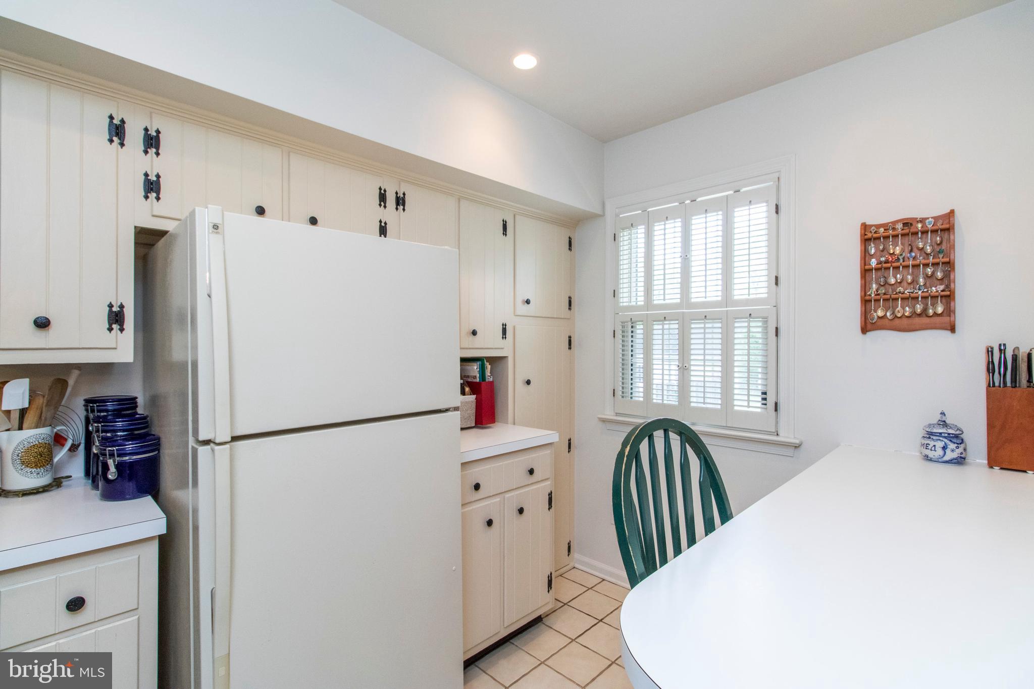 10 Lisa Way Wayne, PA 19087 - Photo 13 of 26 Kitchen