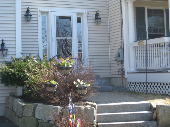 43 Harvest Road Chichester, NH 03258 - Photo 4 of 29