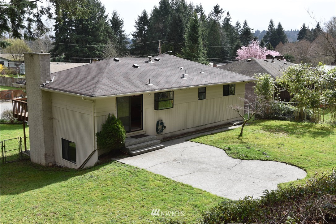 19137 94th Place Northeast Bothell, WA 98011 - Photo 7 of 9 Gallery Image 7