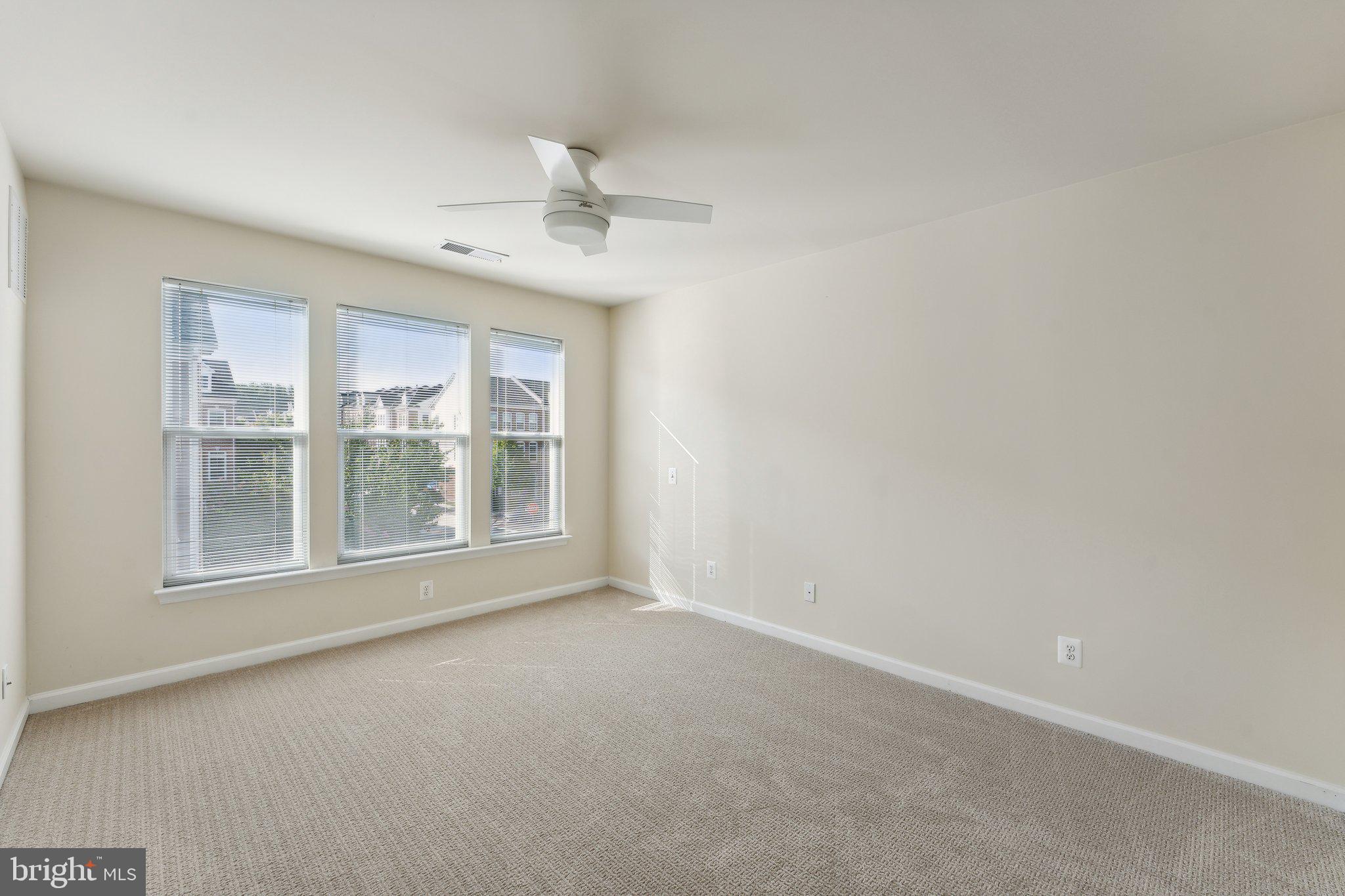 9481 Canonbury Square Fairfax, VA 22031 - Photo 14 of 25