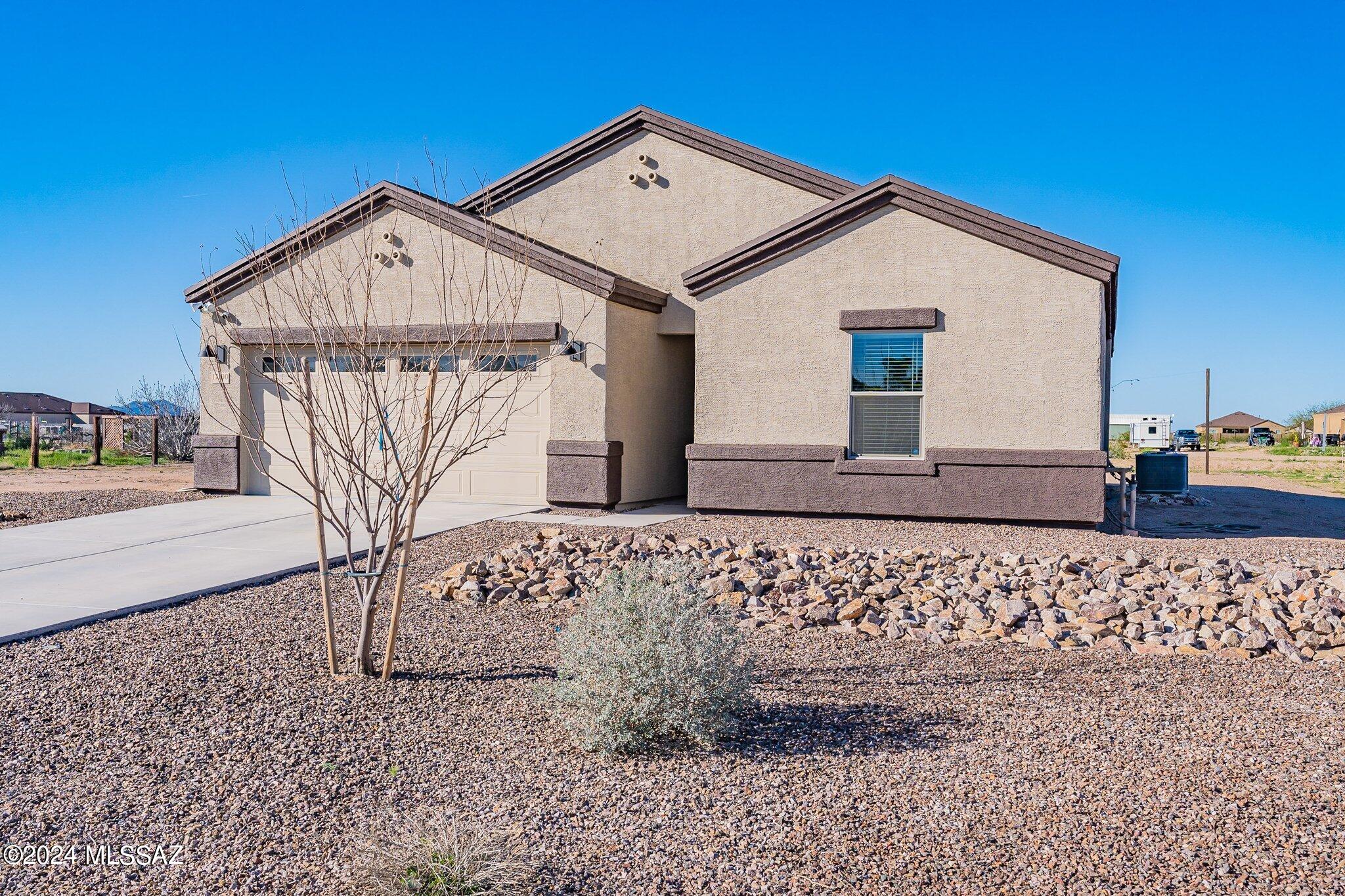 17100 West Moore Road Marana, AZ 85653 - Photo 2 of 47 Gallery Image 2
