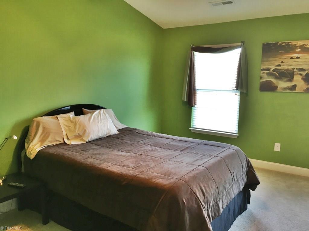 3784 Shadow Ridge Drive High Point, NC 27265 - Photo 10 of 20 Gallery Image 10