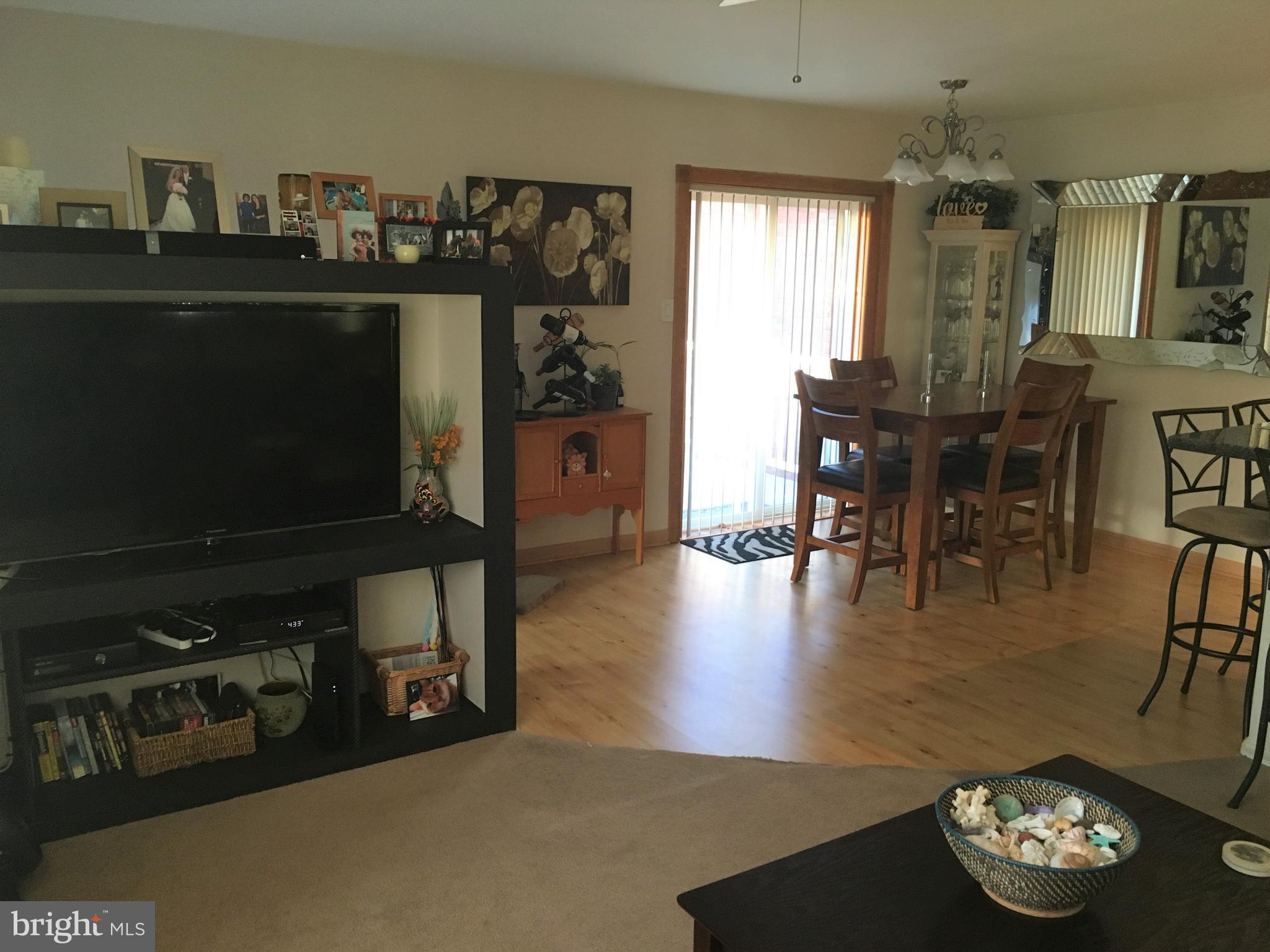 3531 Oakhill Road Philadelphia, PA 19154 - Photo 5 of 22 Gallery Image 5