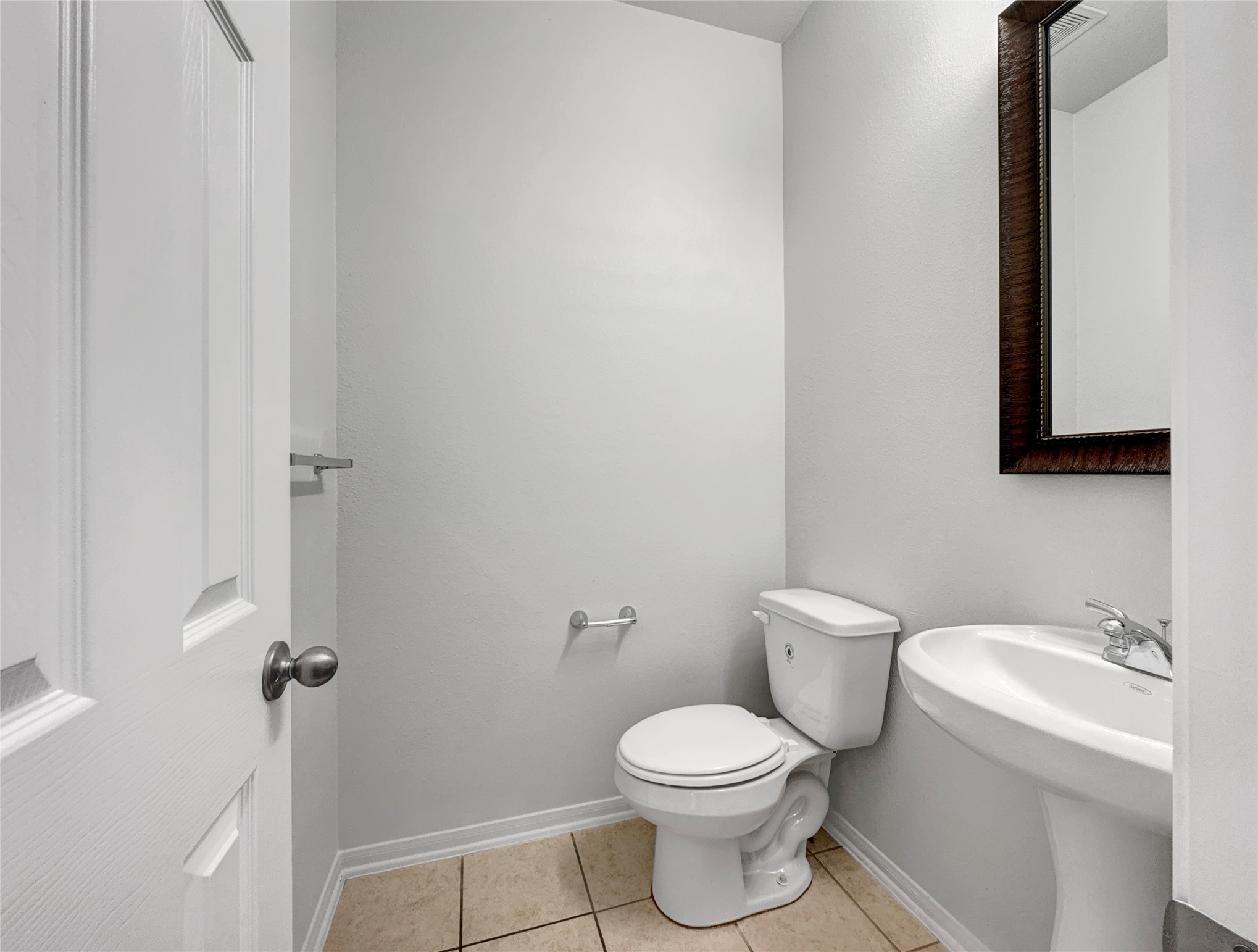 632 Kickapoo Court Webster, TX 77598 - Photo 13 of 23