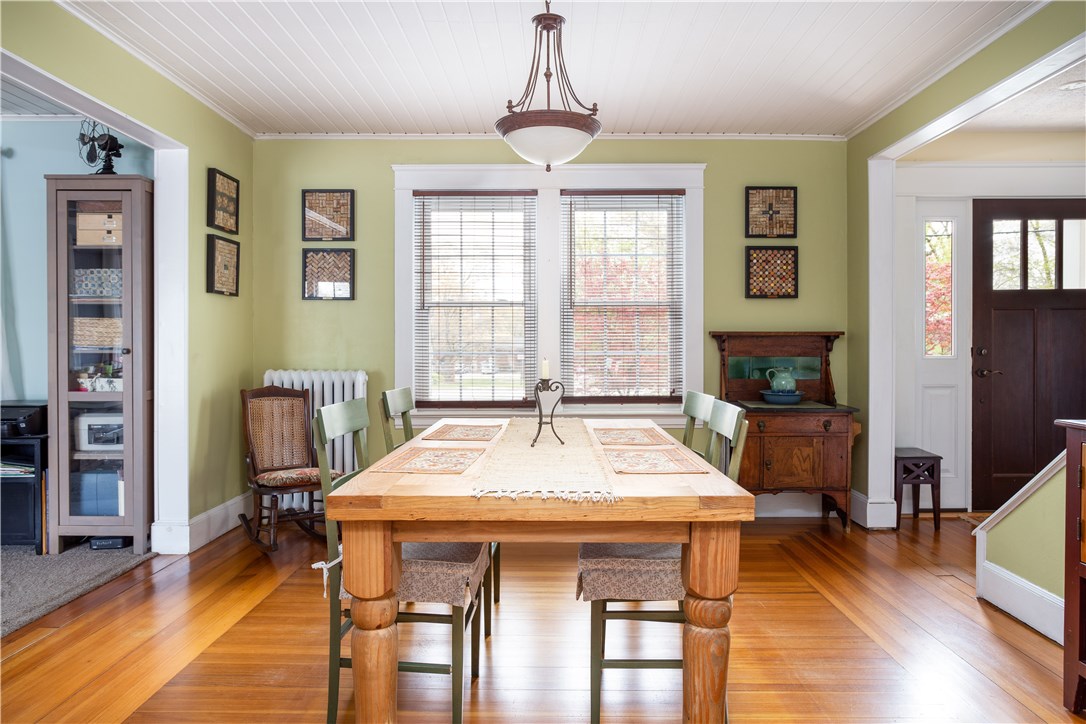 5359 Post Road East Greenwich, RI 02818 - Photo 6 of 38