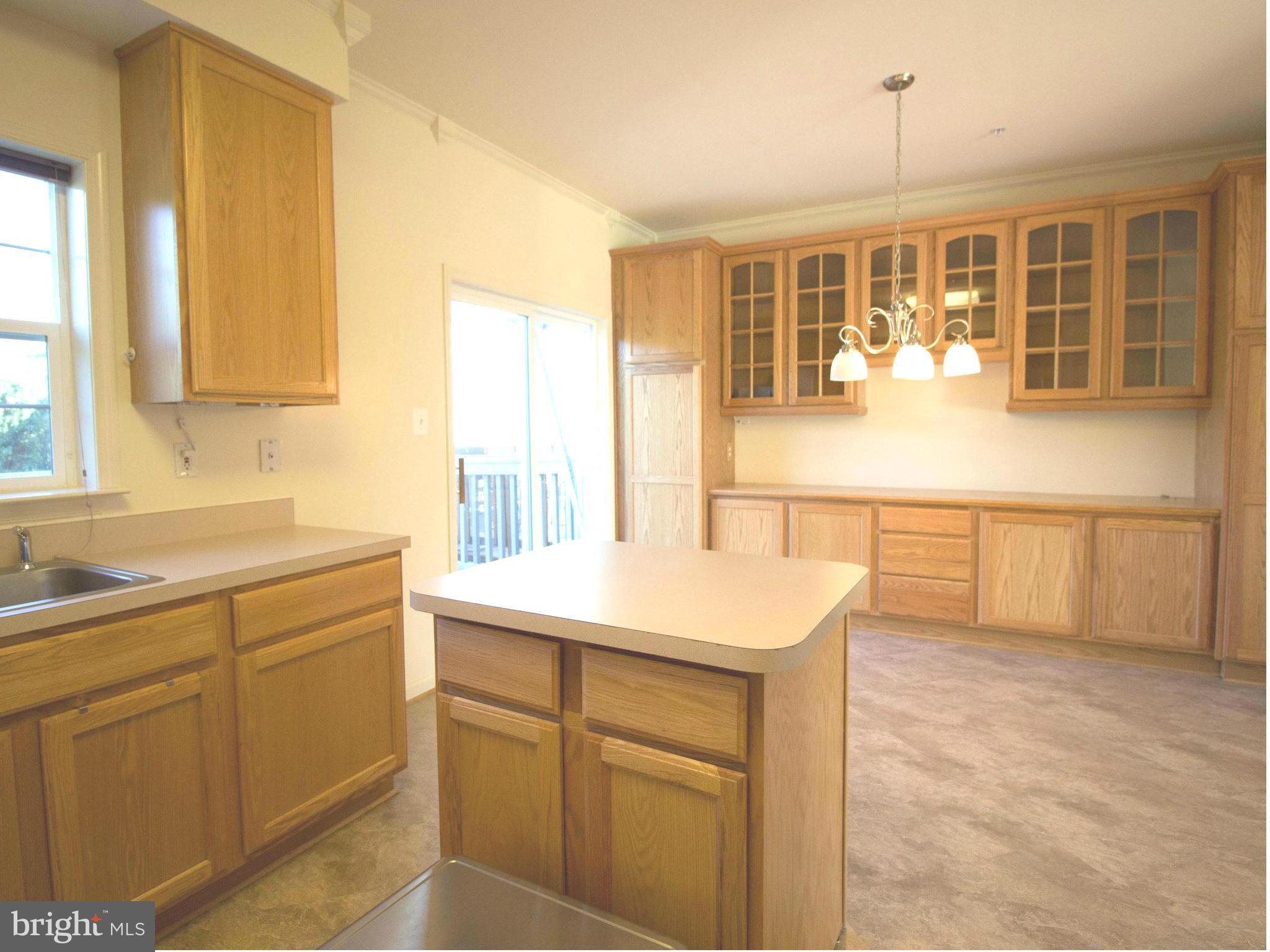 613 Glen Echo Road Frederick, MD 21703 - Photo 14 of 25 Kitchen