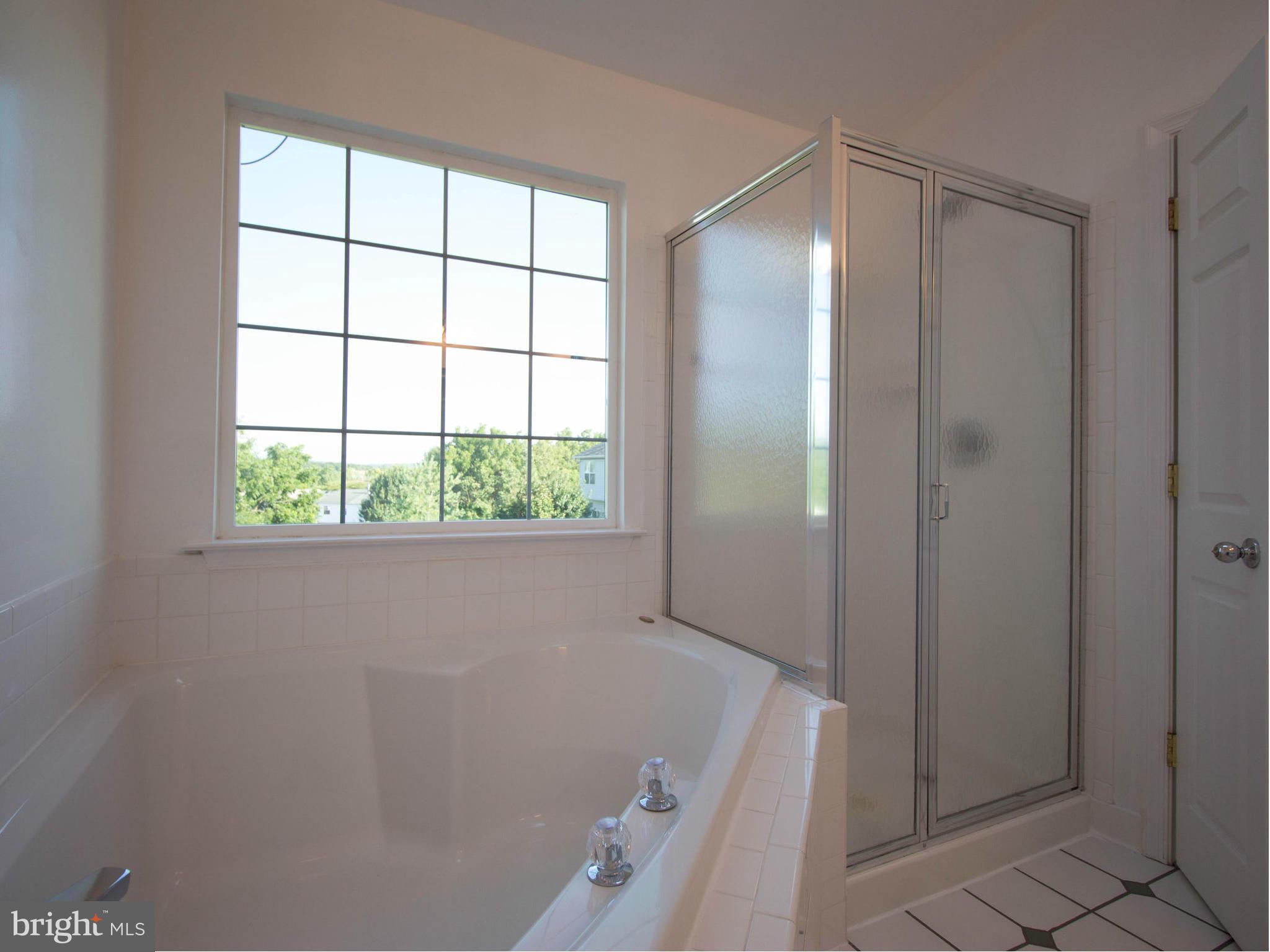 613 Glen Echo Road Frederick, MD 21703 - Photo 21 of 25 Bath (Master)