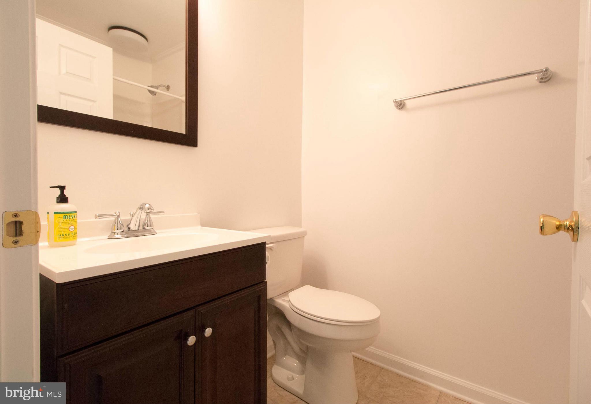 613 Glen Echo Road Frederick, MD 21703 - Photo 6 of 25 Bath