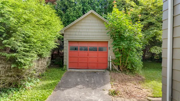 $250,000 | 308 Riverside Drive, Binghamton, NY 13905