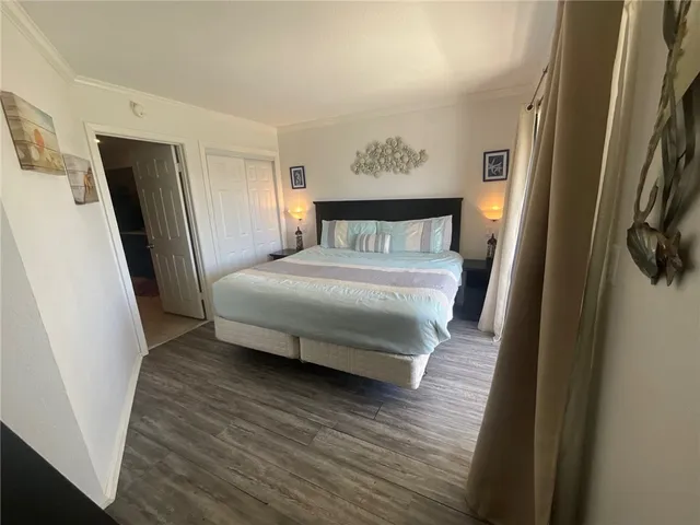 $175,800 | 2290 North Fulton Beach Road, Unit B218, Rockport, TX 78382