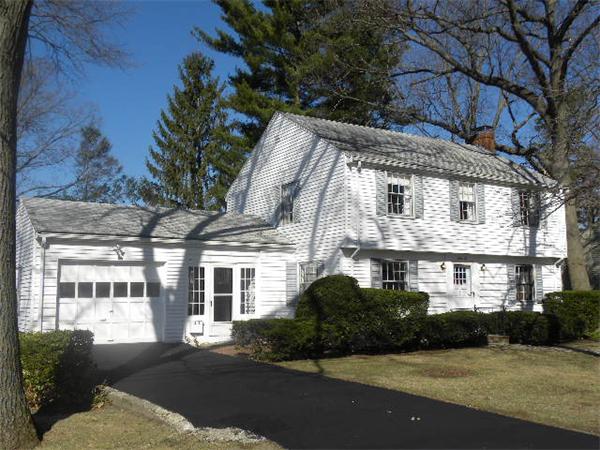 46 Bellevue Road Stoneham, MA 02180 - Photo 1 of 24 Gallery Image 1