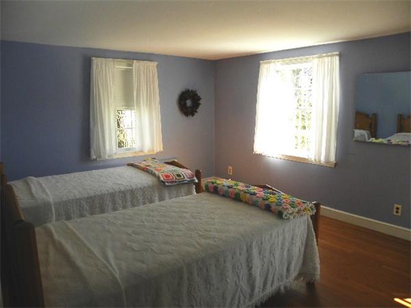 46 Bellevue Road Stoneham, MA 02180 - Photo 13 of 24 Gallery Image 13