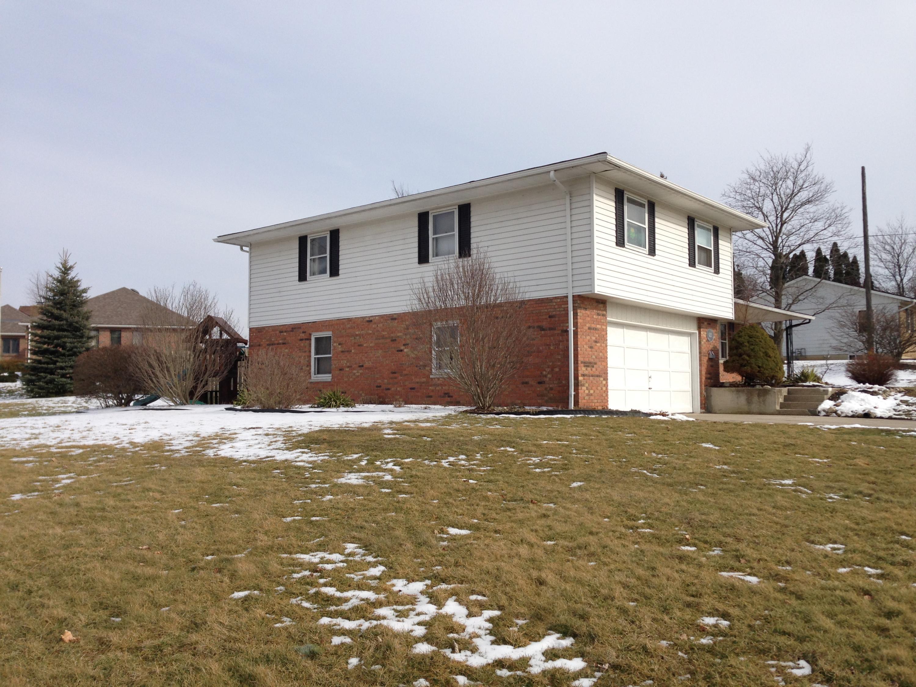 625 Dushane Road Bellefontaine, OH 43311 - Photo 2 of 29