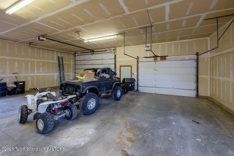 $1,247,000 | 87 Dew Drop Lane, Bedford, WY 83112