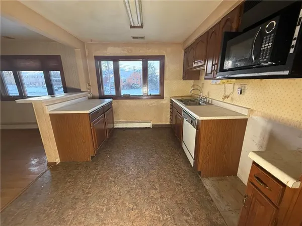 $130,000 | 815 Sweetleaf Drive, Monroeville, PA 15146