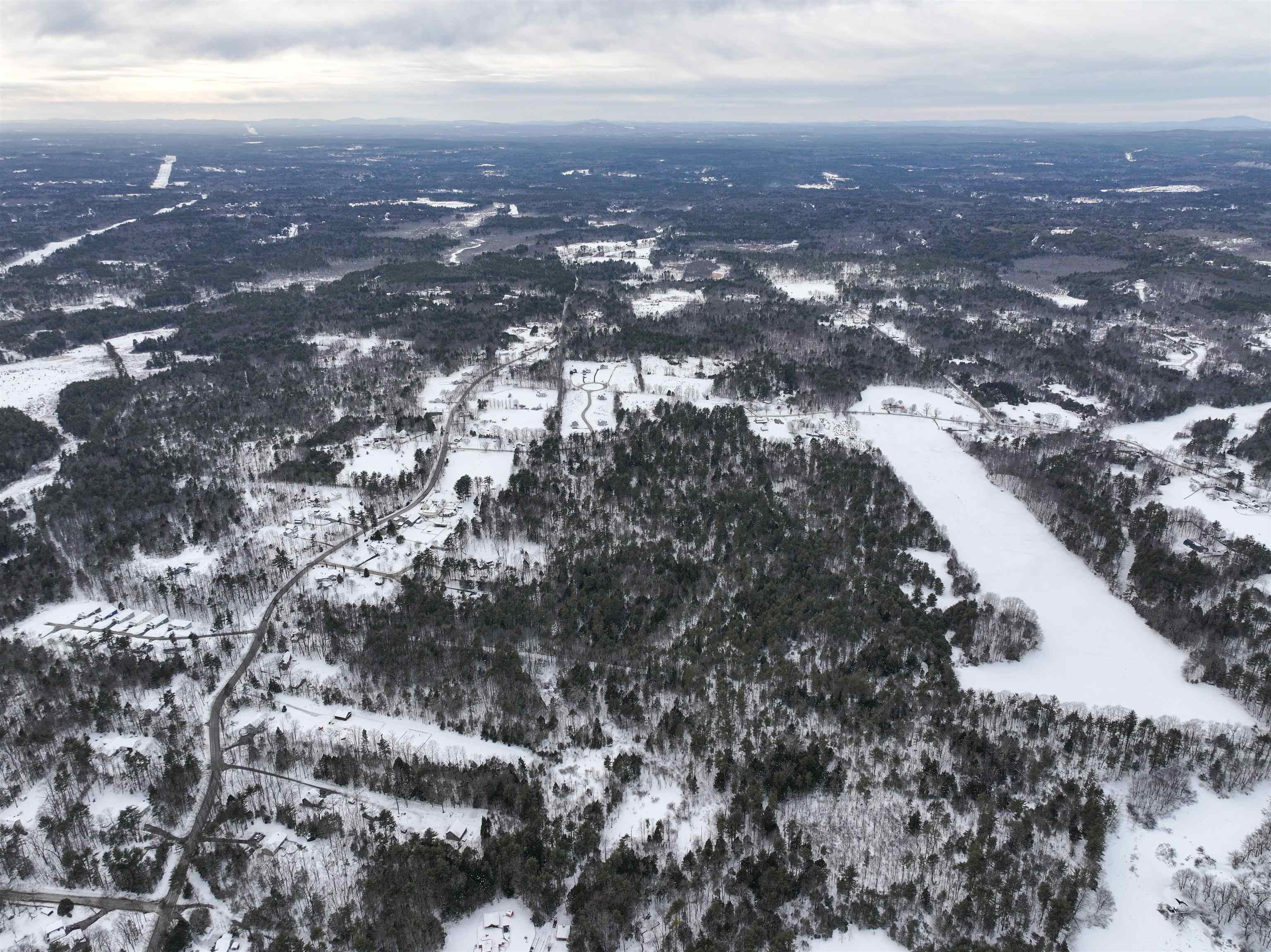 1-063 Scribner Road, Unit 1 Fremont, NH 03044 - Photo 4 of 10