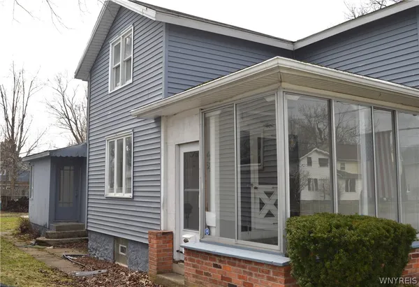 $199,900 | 28 Minard Street, Lockport City, NY 14094