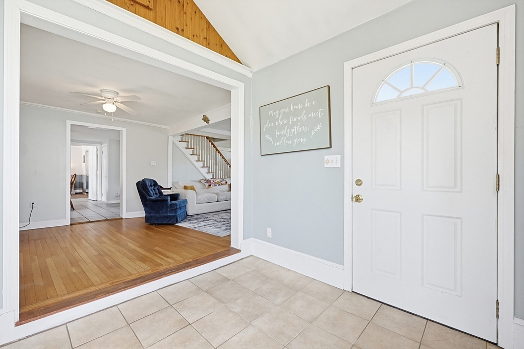 61 Ruth Avenue Dracut, MA 01826 - Photo 15 of 41