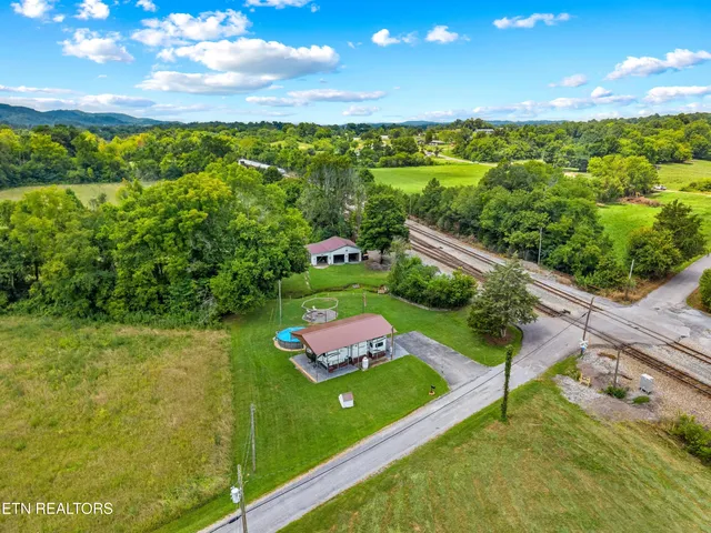 $59,900 | 202 South Shepherd Drive, Bulls Gap, TN 37711