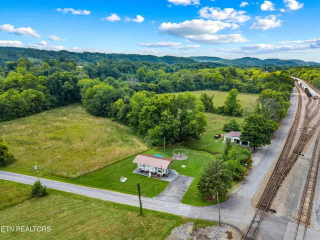 $59,900 | 202 South Shepherd Drive, Bulls Gap, TN 37711