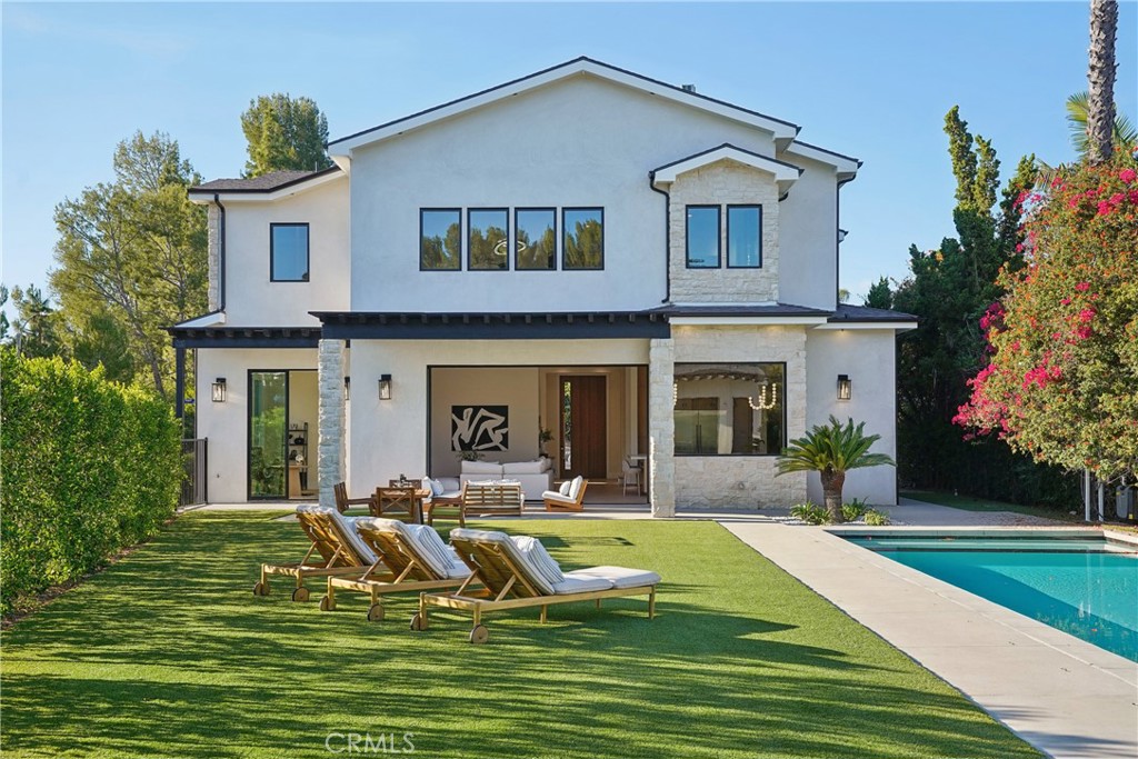 17354 Toquet Drive Encino, CA 91316 - Photo 33 of 75 Gallery Image 33