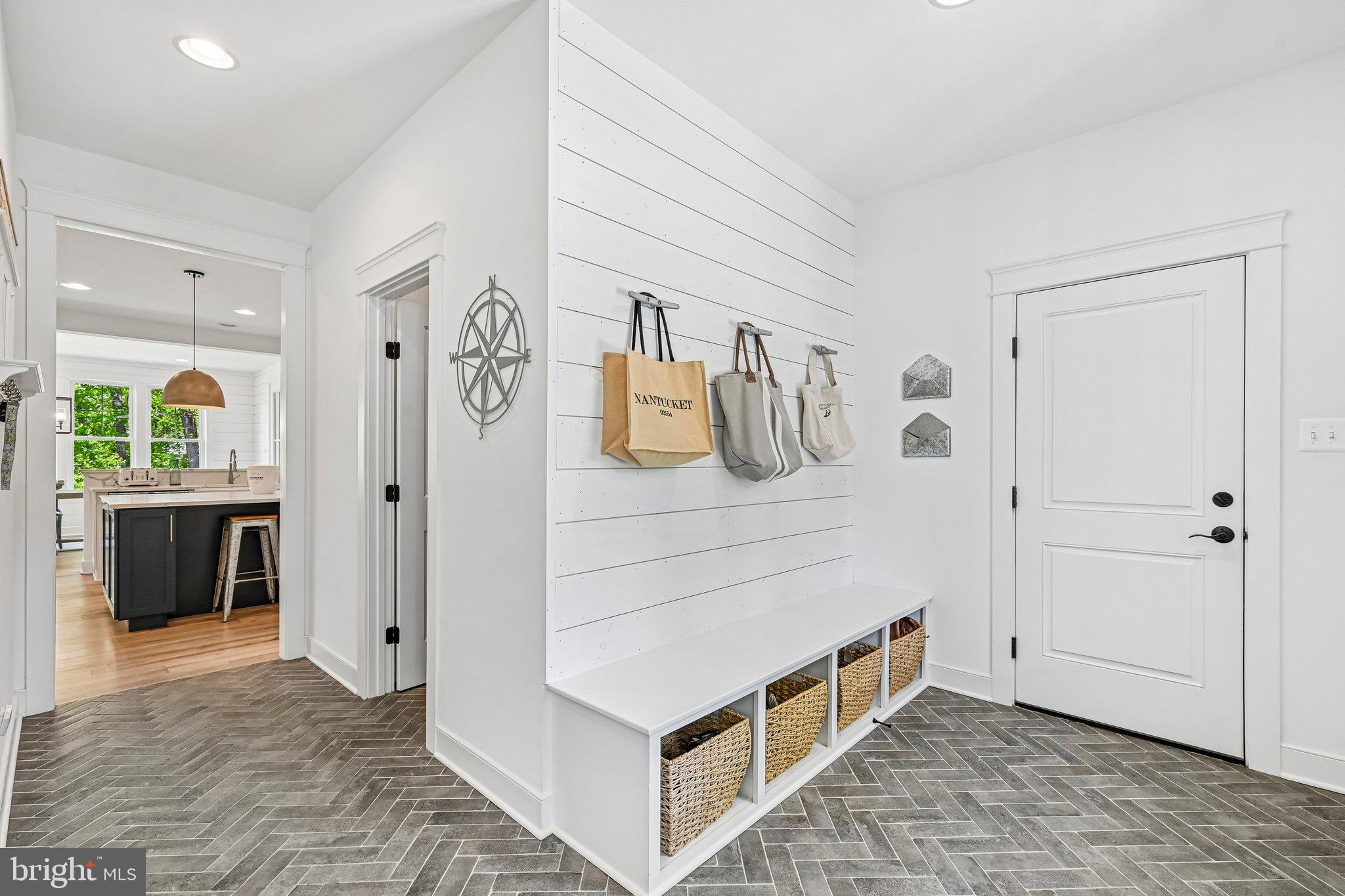 14516 Old Frederick Road Cooksville, MD 21723 - Photo 27 of 100 Extra Large Mud Room!