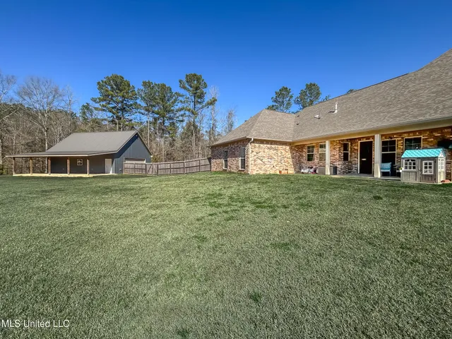 $559,900 | 154 Saddle Ridge, Florence, MS 39073