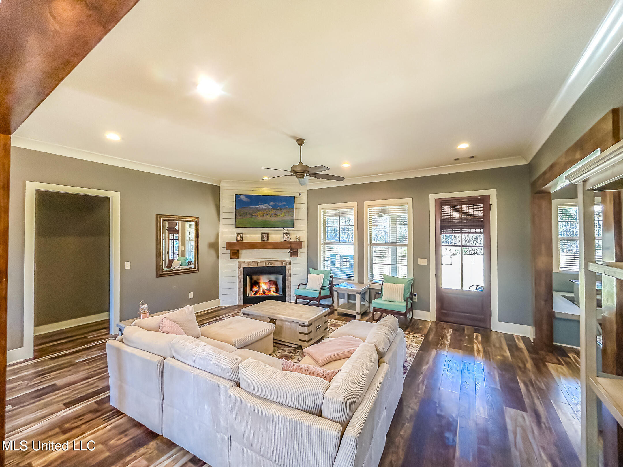 154 Saddle Ridge Florence, MS 39073 - Photo 8 of 41 154 Saddle Ridge Rd-6
