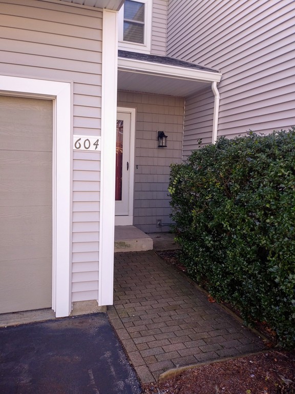 604 Treasure Island Road, Unit 604 Webster, MA 01570 - Photo 3 of 21 Gallery Image 3