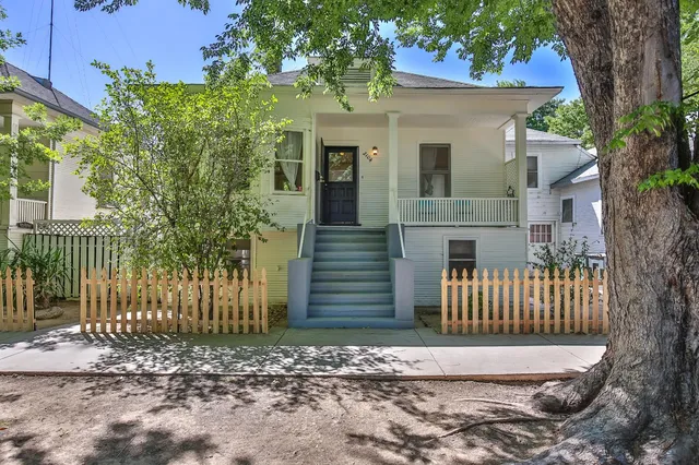 $599,000 | 2104 9th Street, Sacramento, CA 95818