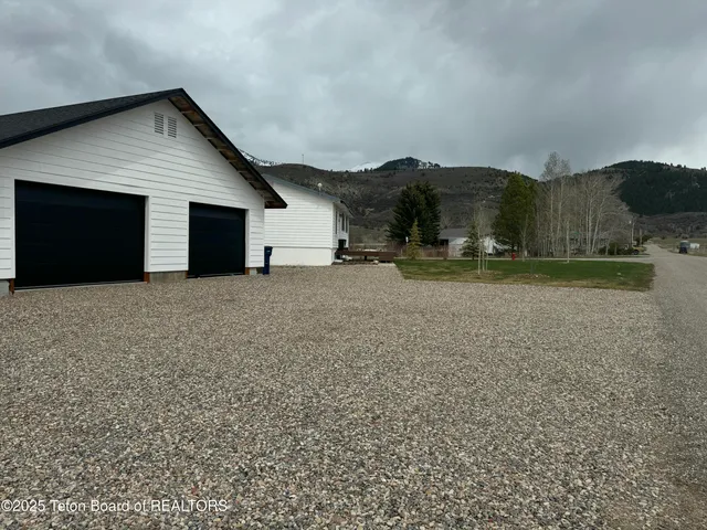 $539,000 | 226 Cottonwood Drive, Smoot, WY 83126