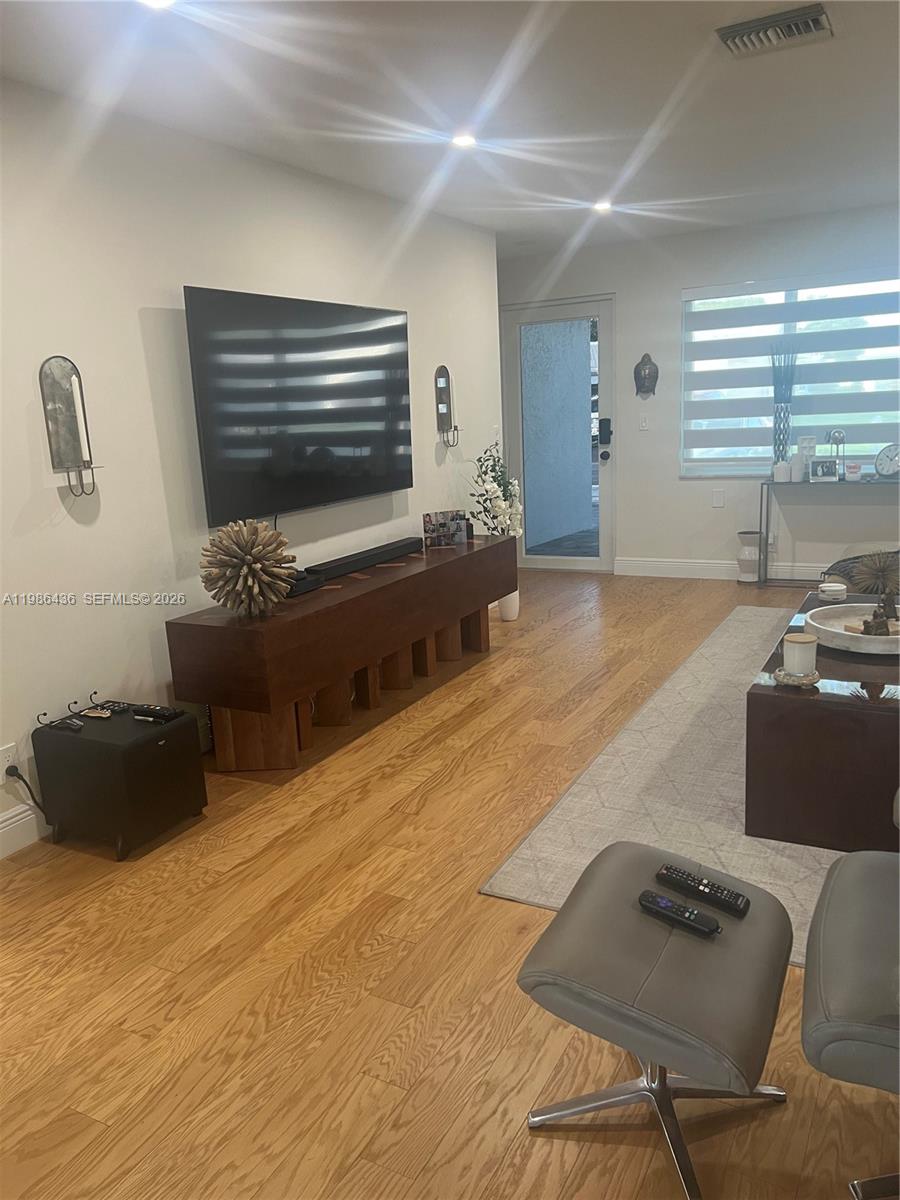 8221 Northwest 14th Street Plantation, FL 33322 - Photo 29 of 40