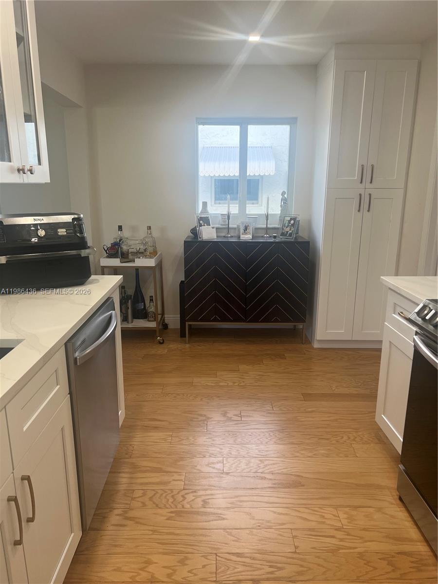8221 Northwest 14th Street Plantation, FL 33322 - Photo 37 of 40