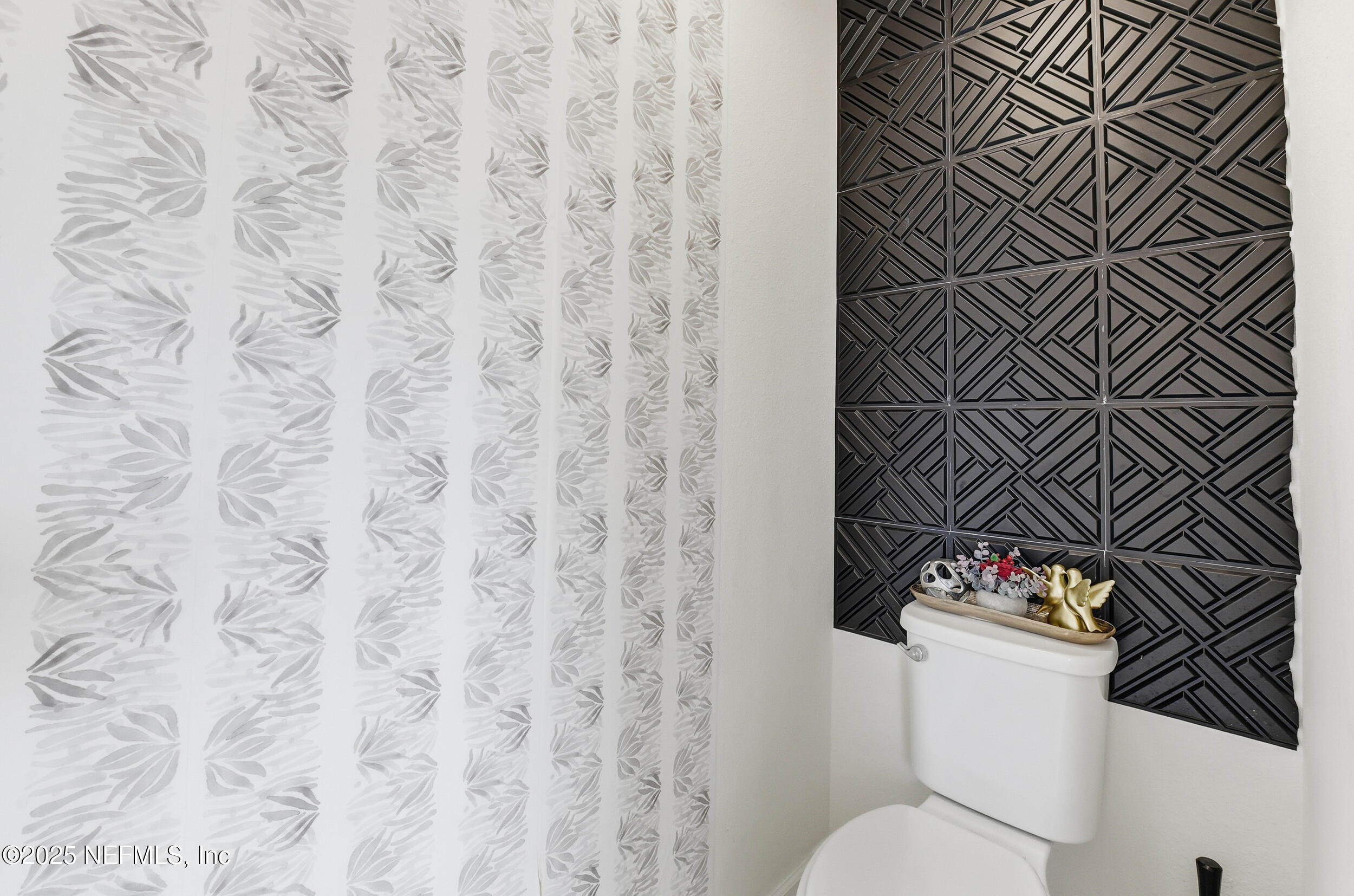 11183 Stapleton Drive Jacksonville, FL 32222 - Photo 28 of 43 a bathroom with a toilet and a shower curtain