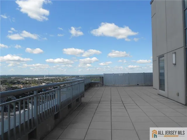 $525,000 | 1 Spring Street, Unit 2305, New Brunswick, NJ 08901
